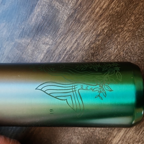 Starbucks turquoise and silver ombre mermaid tumbler - Picture 3 of 11